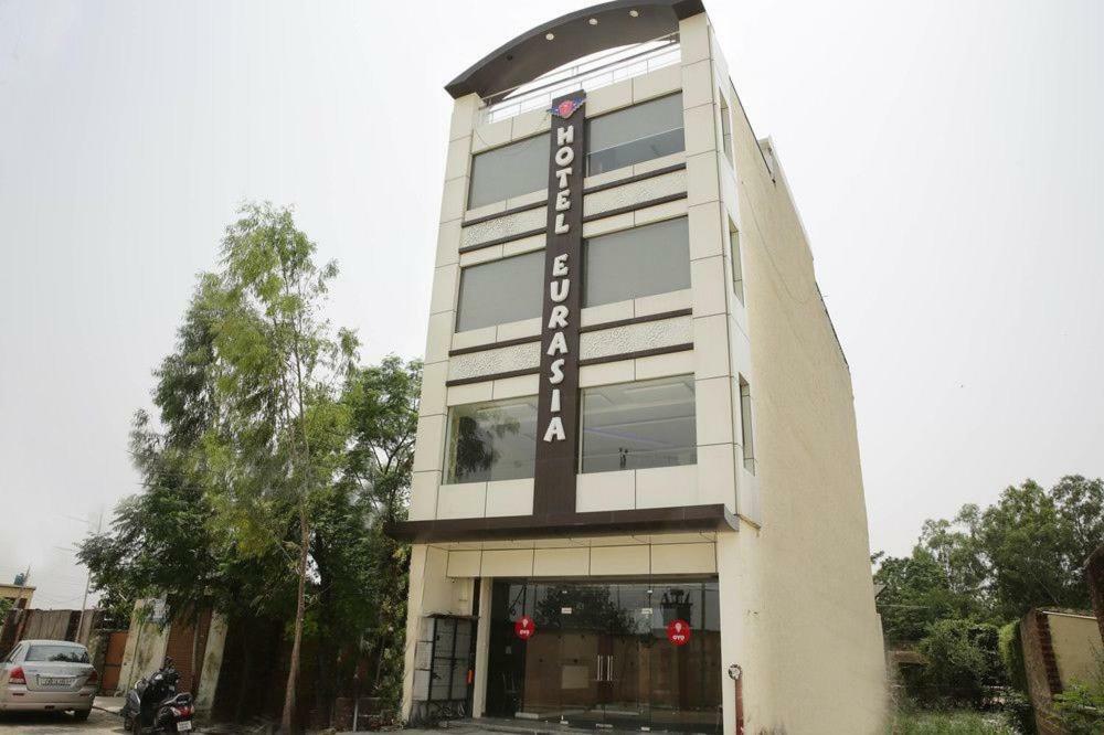 Hotel Eurasia Zirakpur Luaran gambar
